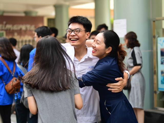 Giáo dục - du học - Hà Nội đã chấm xong bài thi trắc nghiệm: Liệu có mưa điểm 10?