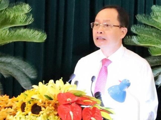 Tin tức trong ngày - Bí thư Thanh Hóa Trịnh Văn Chiến dừng chất vấn, yêu cầu kiểm điểm vì giám đốc sở "lạc đề"