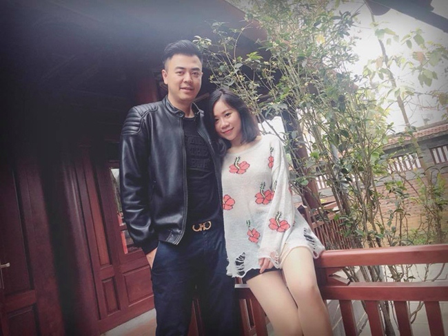 Bằng tuổi chồng song Thanh Huyền được khen ngợi trông trẻ trung hơn so với tuổi thật.