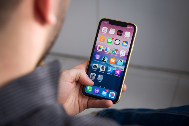 Màn hình LCD trên iPhone Xr