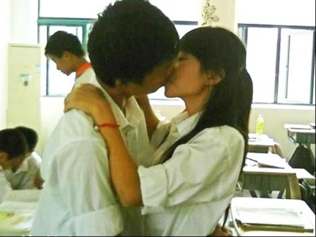 Bạn trẻ - Cuộc sống - Giật mình khi con gái học lớp 7 hỏi mẹ: Bạn trai con sờ "chỗ ấy" có thai được không?