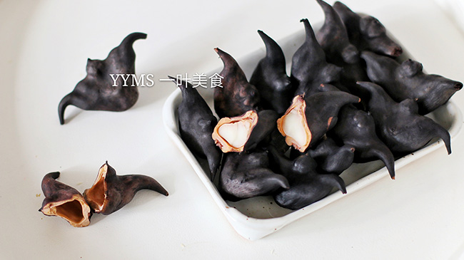 Loại củ đen xì là món ăn vặt quen thuộc của người Việt rất được ưa chuộng ở TQ - 4