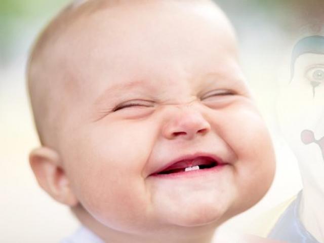 Truyện cười - Đi vệ sinh cũng tưởng bở