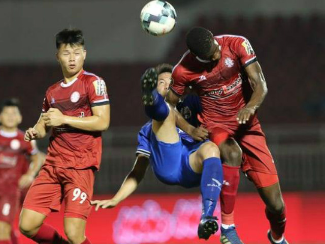 Bóng đá - Chi tiết bóng đá TP.HCM - Bình Dương: SAO U23 Việt Nam phản lưới (KT)