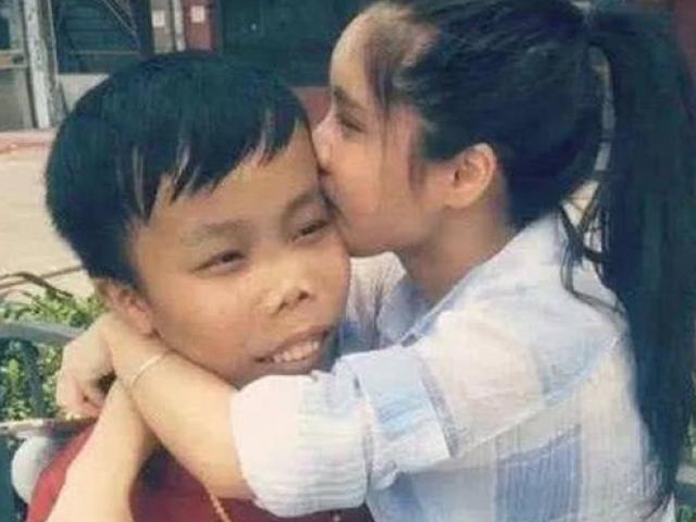 Truyện cười - Giai xấu bóc phốt giai đẹp