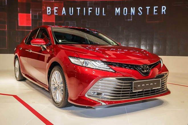 Ngoại thất nguyên bản của chiếc Toyota Camry thế hệ mới.