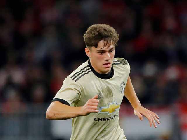 Bóng đá - “Tiểu thần gió” MU tỏa sáng ngày ra mắt: Solskjaer trình làng "mũi đinh ba"?