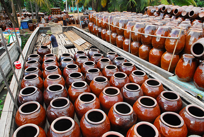  Lu, khạp sau đó được tập kết gần bờ sông để các ghe thuyền dễ dàng vận chuyển đưa đi tiêu thụ.