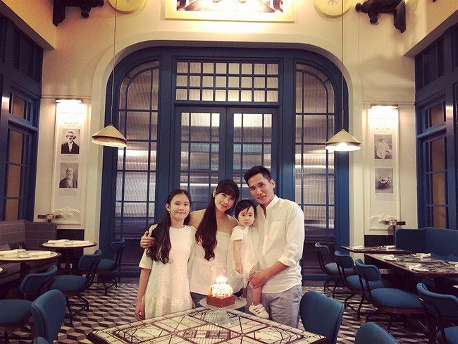 Vợ BTV Quốc Khánh khoe ảnh bikini gợi cảm - 8