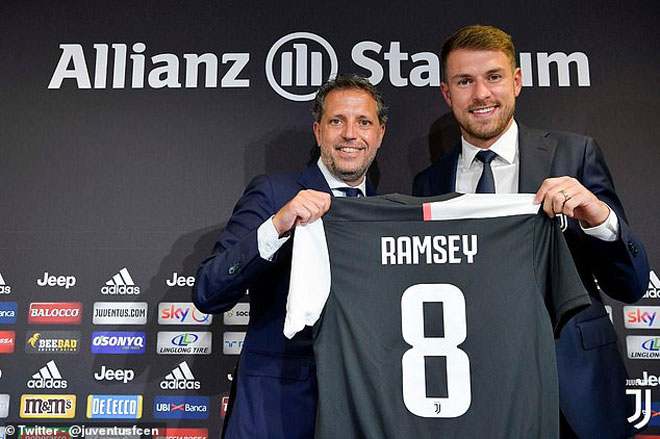 Ramsey chính thức ra mắt Juventus và sẽ đeo áo số 8 của CLB