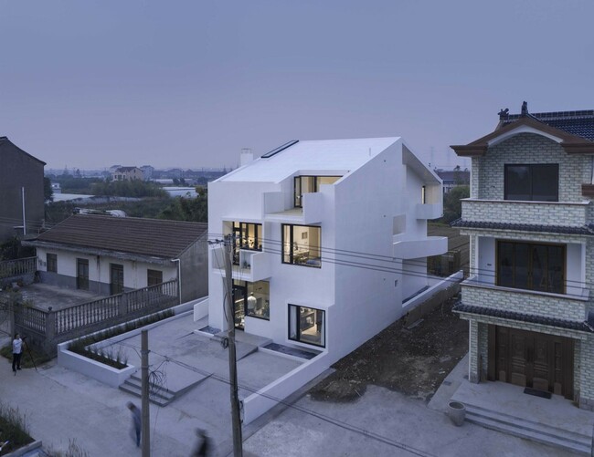 Ngôi nhà thuộc sở hữu của một anh thợ xây bình dị vùng nông thôn Tây An (Trung Quốc)…