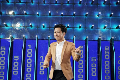 Trường Giang được mời làm MC gameshow có tổng giải thưởng cao nhất lên đến 2 tỷ đồng