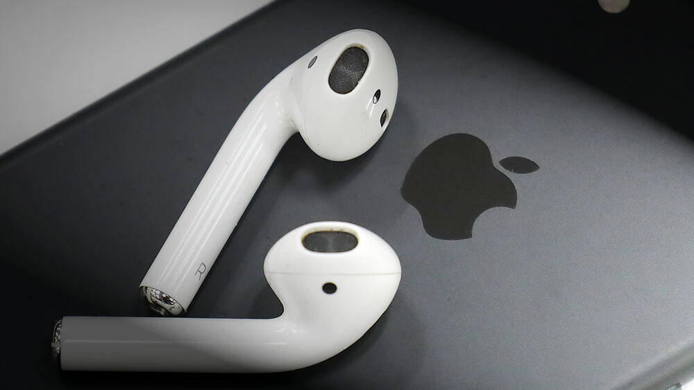 Apple sẽ bắt đầu sản xuất thử nghiệm tai nghe không dây AirPod tại Việt Nam. Nguồn: Nikkei.