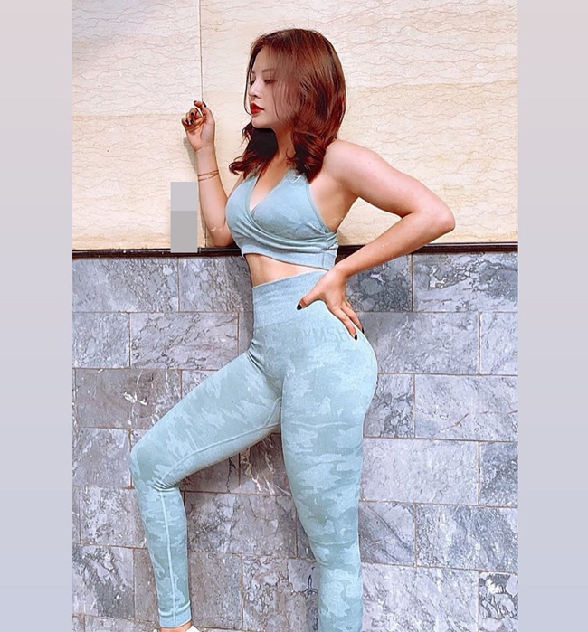 Hot girl Hà Tĩnh rất chăm chỉ tập gym.&nbsp;