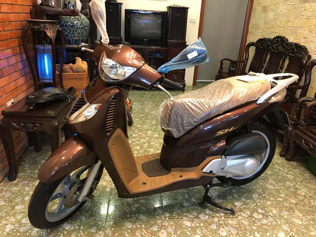 Thế giới xe - Honda SH150 đời 2008 được "chào giá" 250 triệu đồng, đắt ngang Kia Morning