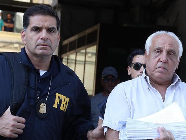 Thế giới - 200 cảnh sát, nhân viên FBI bất ngờ đột kích sào huyệt băng đảng mafia ở Mỹ và Italia