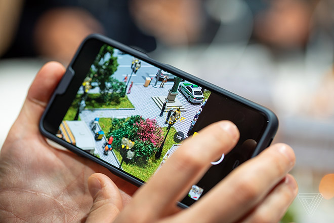 Oppo Reno 10x zoom có zoom 10x, nhưng là zoom lai mà không phải zoom quang.