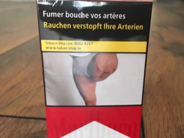 Phi thường - kỳ quặc - Tá hỏa khi phát hiện hình ảnh của mình trên bao thuốc lá