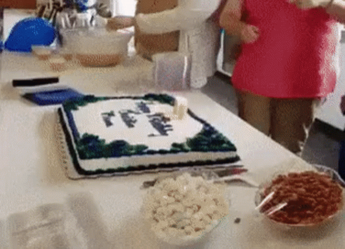 Vì sao người ta gọi "phụ nữ là những niềm đau"? - 9