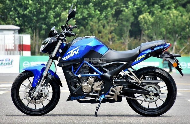 Môtô Benelli TNT250 2019 giá rẻ mới ra mắt nhìn cực chất - 3