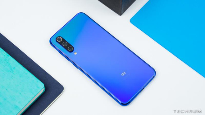 Top smartphone tràn viền, tầm giá 8 triệu - 1