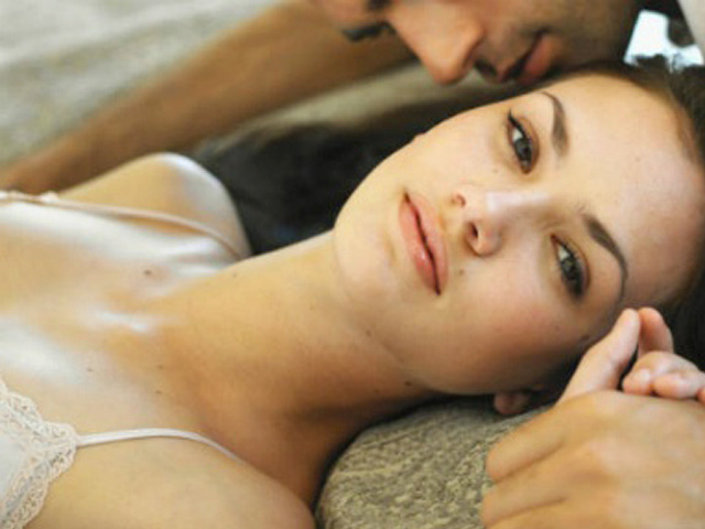 Bạn trẻ - Cuộc sống - Cuồng ghen, chồng bắt tôi làm điều kinh khủng mỗi đêm