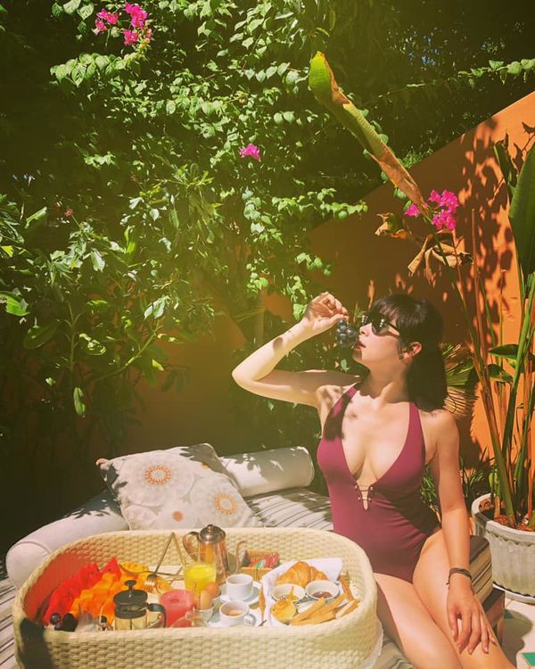 Dù đã là mẹ hai con nhưng Anh Thư vẫn
giữ được vóc dáng thon gọn, quyến rũ đến khó tin.