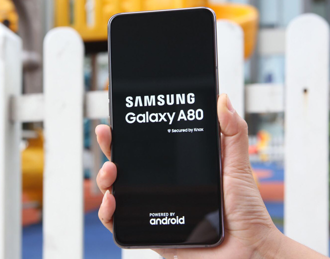Đánh giá chi tiết Galaxy A80: Thiết kế chắc tay, màn hình đẹp - 5
