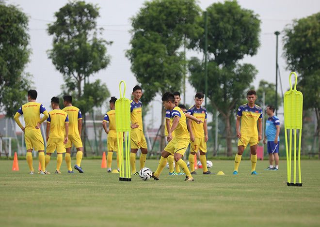 U23 Việt Nam trong buổi tập đầu tiên vào chiều 22/7 tại đợt tập trung ngắn hạn lần này