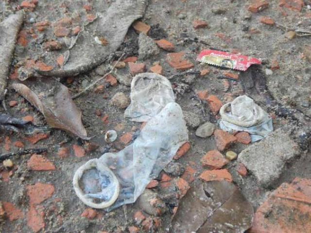 "Gái bán hoa" giết khách làng chơi sau khi ân ái: Những xác chết cạnh bao cao su