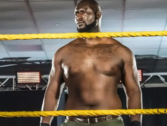 Jordan Omogbehin,&nbsp;cao 2m20, là&nbsp;võ sĩ "khổng lồ" nhất sàn WWE đương đại