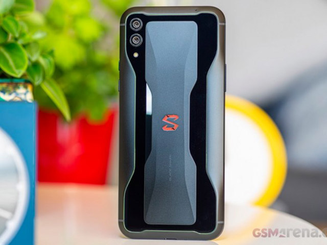 Dế sắp ra lò - Xiaomi bất ngờ khoe smartphone mới với cấu hình siêu mạnh