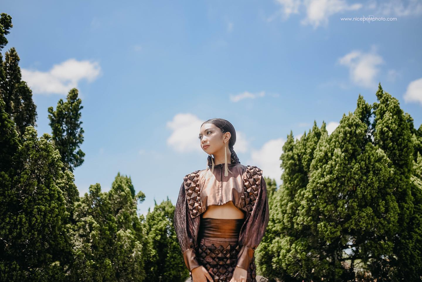 Tiểu thư nhà giàu Philippines mặc váy thiên nga độc nhất vô nhị trong sinh nhật - 12