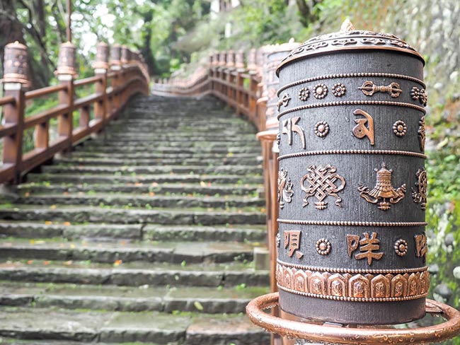 Ghé qua Đài Loan đừng bỏ quên ngọn núi với những ngôi chùa tuyệt đẹp này - 5