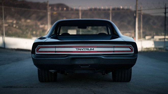 Ngôi sao của Fast and Furious được tặng siêu phẩm cơ bắp mạnh 1.650 mã lực - 7