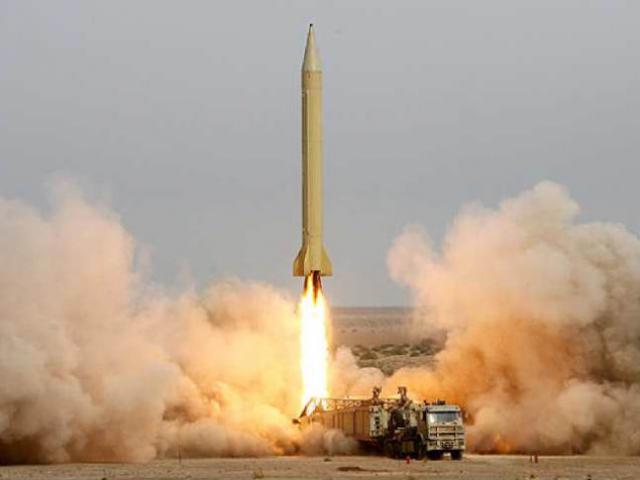 Thế giới - Căng thẳng cực điểm với Mỹ, Iran thử tên lửa tầm bắn 1.000 km