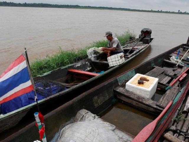 Nước sông Mekong xuống thấp chưa từng có và nghi vấn những con đập ở TQ