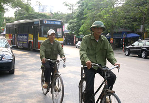 Thu phí xe vào nội đô và những giải pháp chống ùn tắc ở Hà Nội làm &#34;dậy sóng&#34; dư luận - 6
