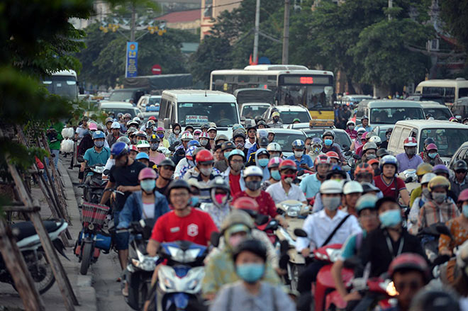 Thu phí xe vào nội đô và những giải pháp chống ùn tắc ở Hà Nội làm &#34;dậy sóng&#34; dư luận - 3