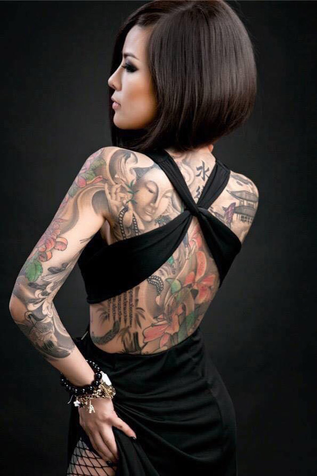 Trên cơ thể người đẹp có dấu ấn của hơn 20 thợ xăm danh tiếng trong và ngoài nước