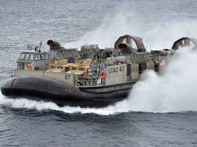 Thế giới - Kịch bản Mỹ mở chiến dịch đổ bộ chớp nhoáng chiếm căn cứ quân sự Iran