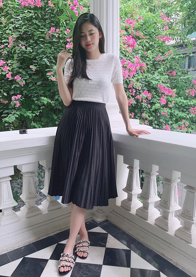 Được biết á hậu Thanh Tú mới sinh con trai đầu lòng vào khoảng giữa tháng 6 vừa qua.