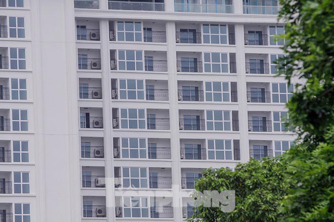 Dự án cung cấp 238 căn chung cư và các căn penhouse với lượng dân số gần 1000 người.