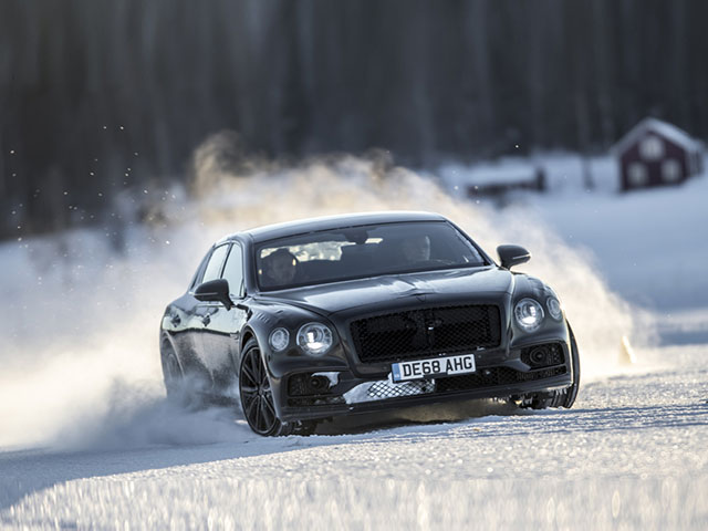 Ngắm xe - 10 cái tên vàng trong làng "tốc độ" của dòng xe sedan