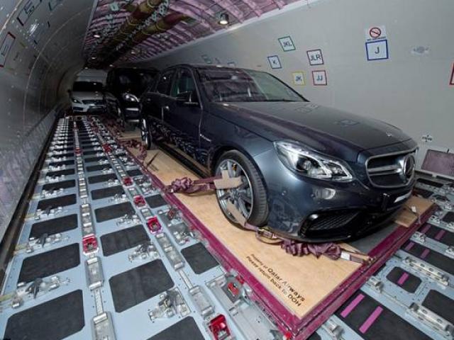 Kinh doanh - Nhà giàu chi nửa tỷ "cắp nách" siêu xe đi chơi hè