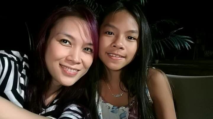 Cộng đồng mạng còn "soi" ra hình ảnh cô bé ngày xưa từng chụp cùng Mỹ Tâm.