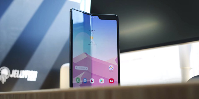 Samsung Galaxy Fold.