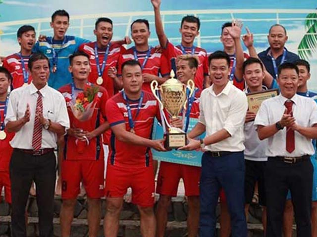 Bóng đá - Scandal dàn xếp tỉ số rúng động bóng đá Việt: Án phạt "thép" với HLV Tú