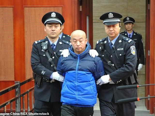 Thế giới - "Sát thủ luôn mỉm cười" TQ bị xử tử vì cưỡng hiếp, giết hại 18 nạn nhân