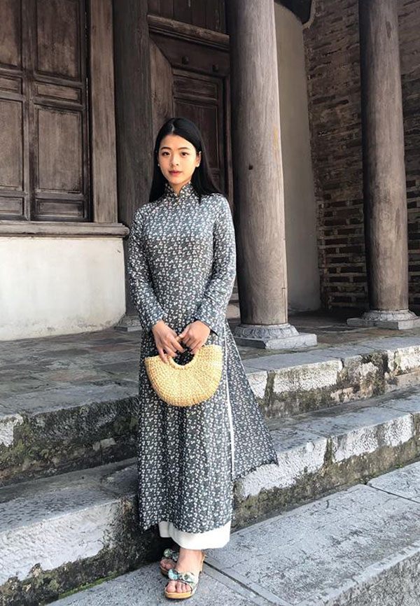 Nhiều người nhận xét cô bé có nét đẹp thừa hưởng từ mẹ Chiều Xuân.